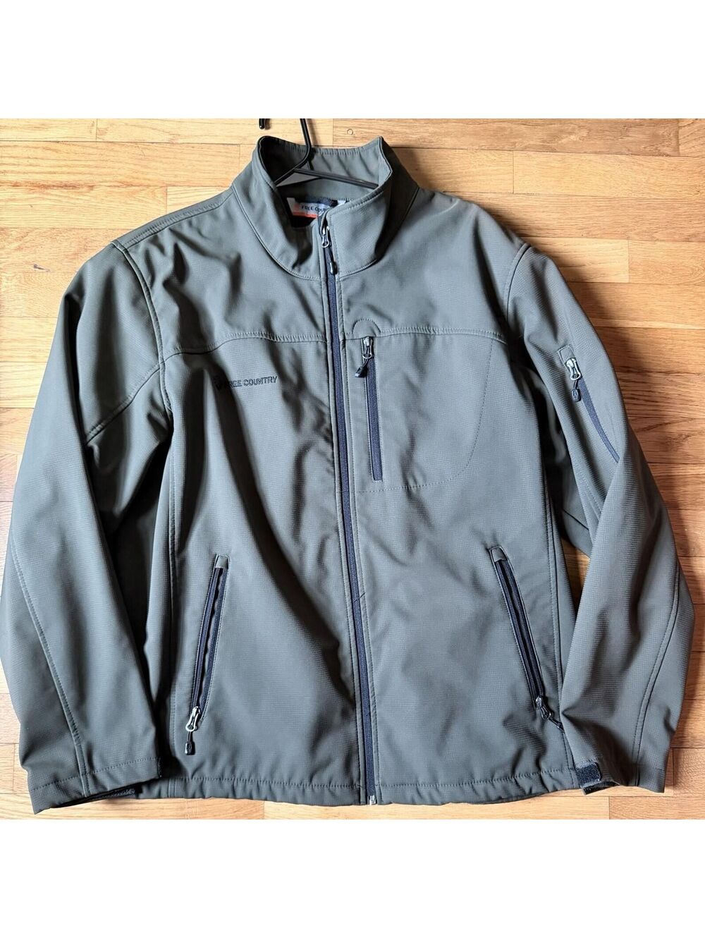 2XL - Men - Free Country Softshell Jacket (NWOT)
